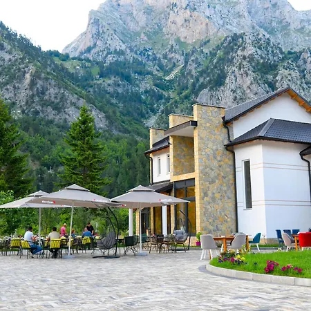 Hotel Breezy Valbone