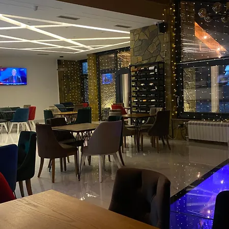 Hotel Breezy Valbone