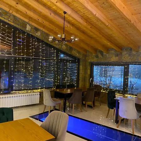 Breezy Hotel