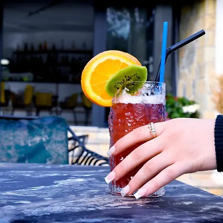 Breezy Hotel Valbone