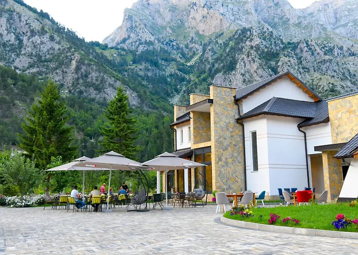 Hotel Breezy Valbone